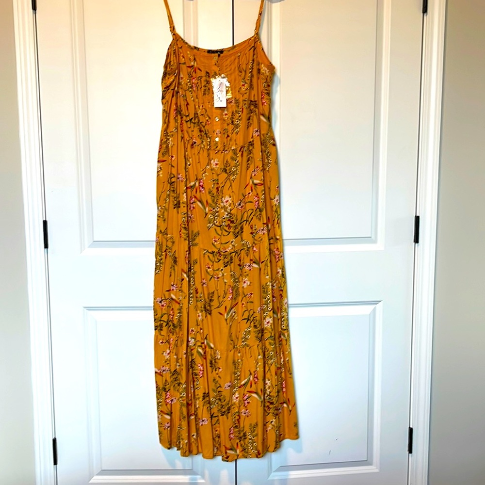 Jessica Simpson floral sunflower maxi dress. Size XL.